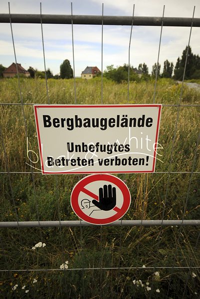 Absperrung am Erdrutschgelände01